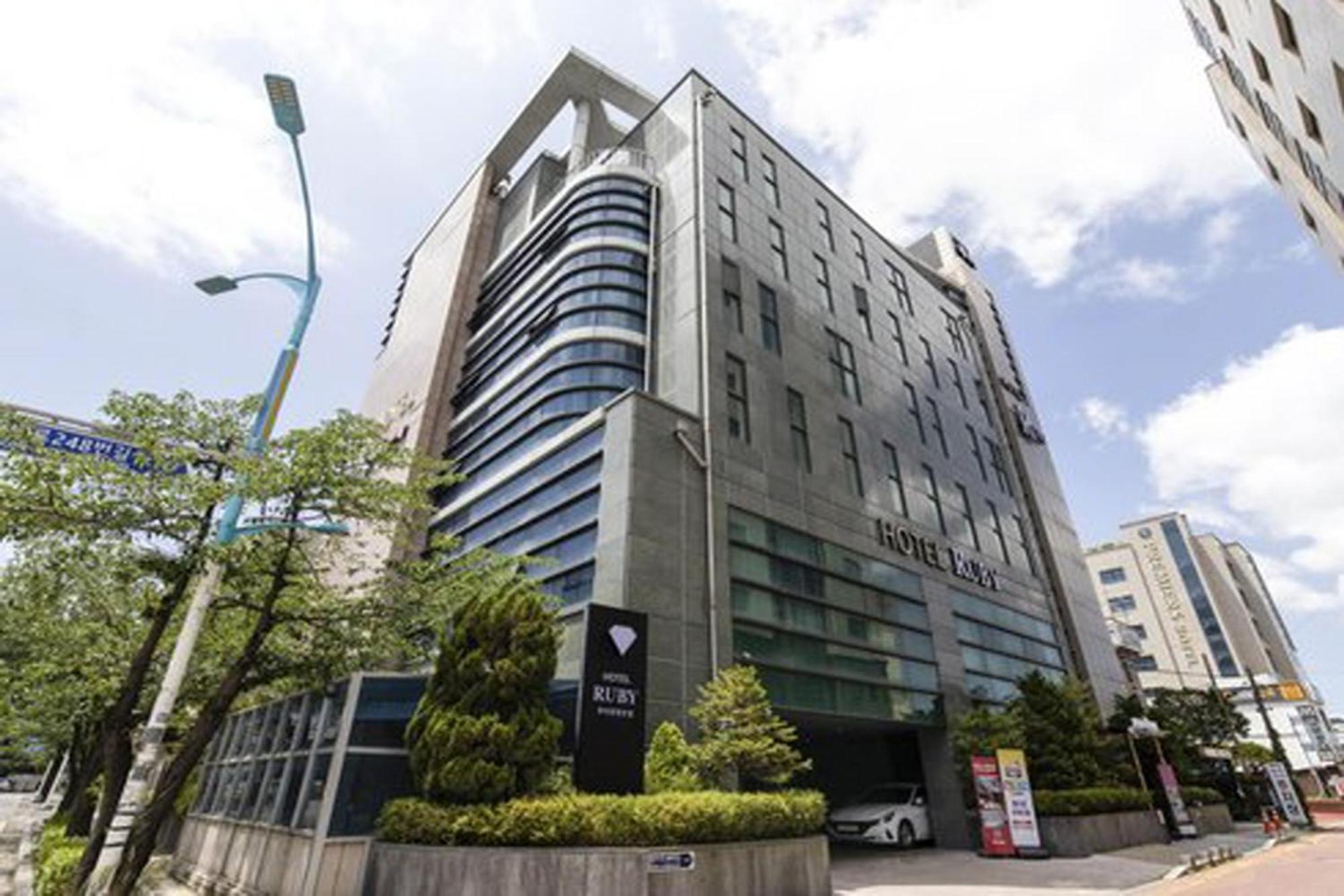 G Tourist Hotel Wolmido Инчон Экстерьер фото