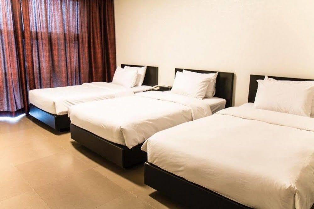 G Tourist Hotel Wolmido Инчон Экстерьер фото