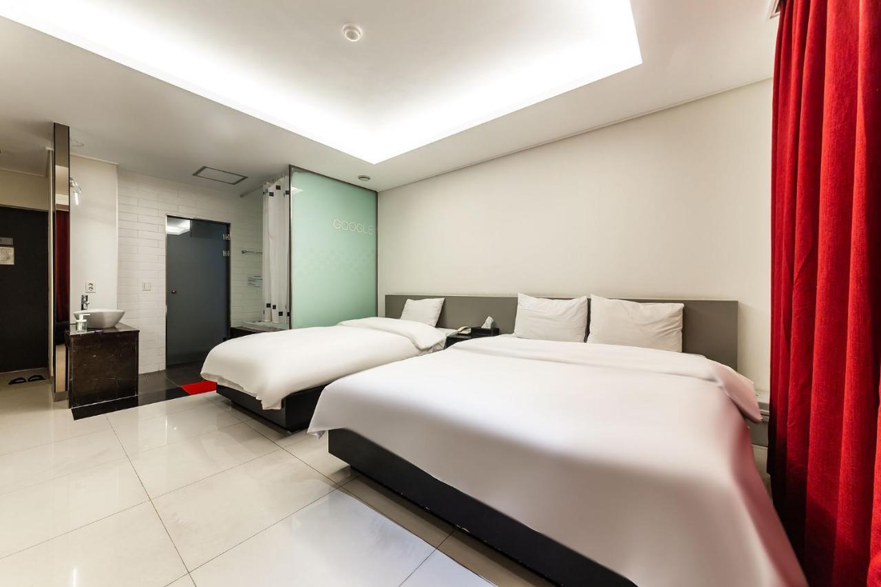G Tourist Hotel Wolmido Инчон Экстерьер фото